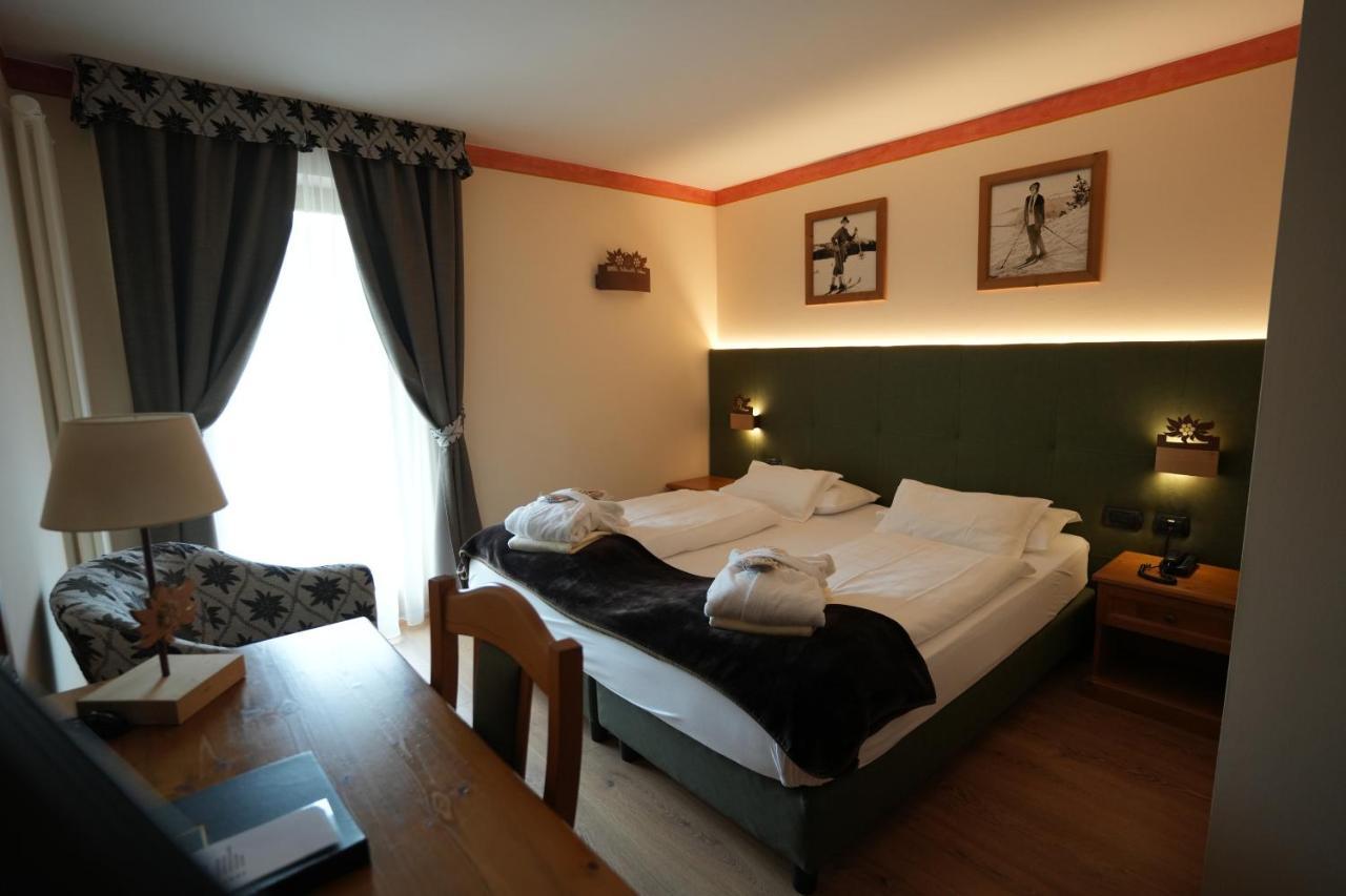 Hotel Al Parco Moena Bagian luar foto