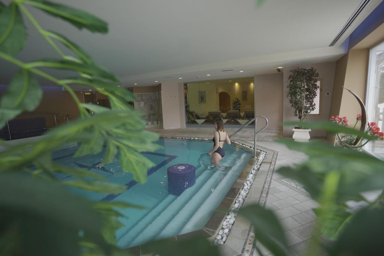 Hotel Al Parco Moena Bagian luar foto